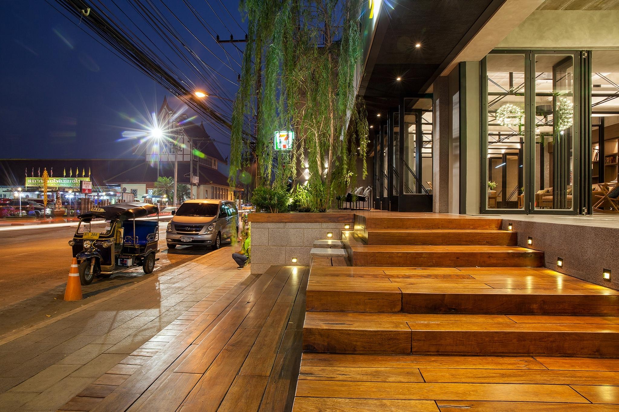 Bossotel Chiang Mai Eksteriør bilde